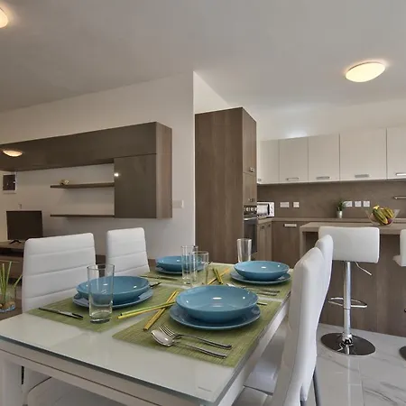 First Class Calleja By G&g Appartement San Pawl il-Baħar