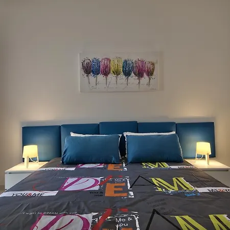 First Class Calleja By G&g Apartament